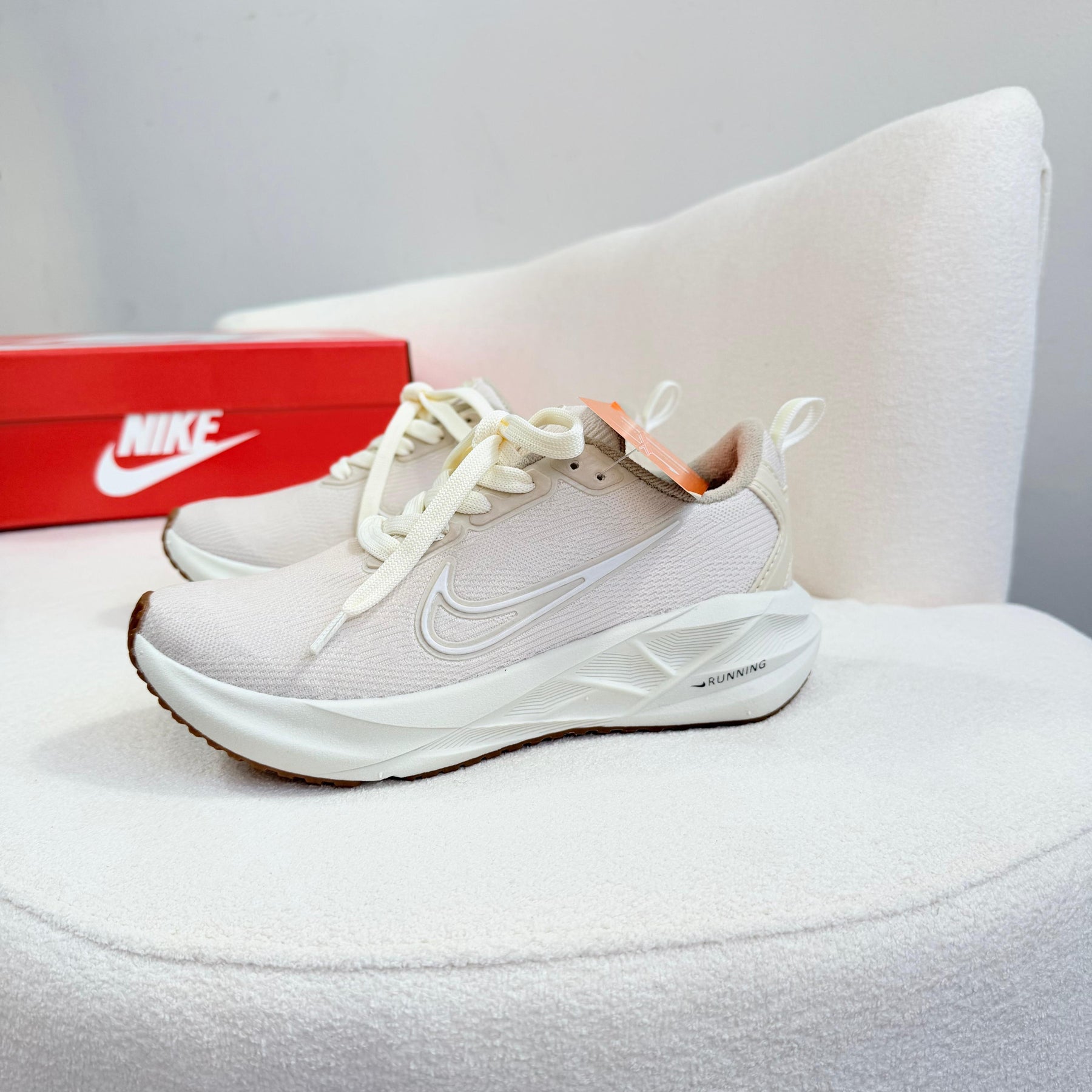 Tênis Nike Running - Off