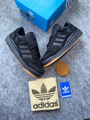 TÊNIS Adidas Fórum Low 00s - Preto / Preto