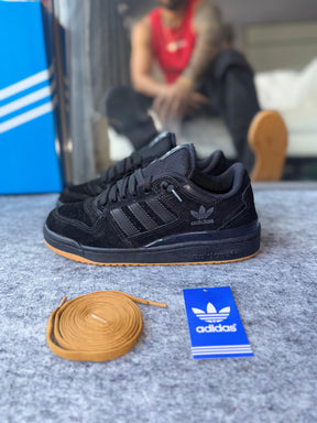 TÊNIS Adidas Fórum Low 00s - Preto / Preto