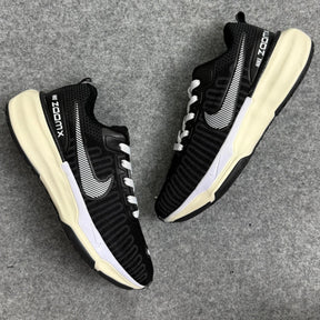 Tênis Nike Invincible Run - Linha Basic