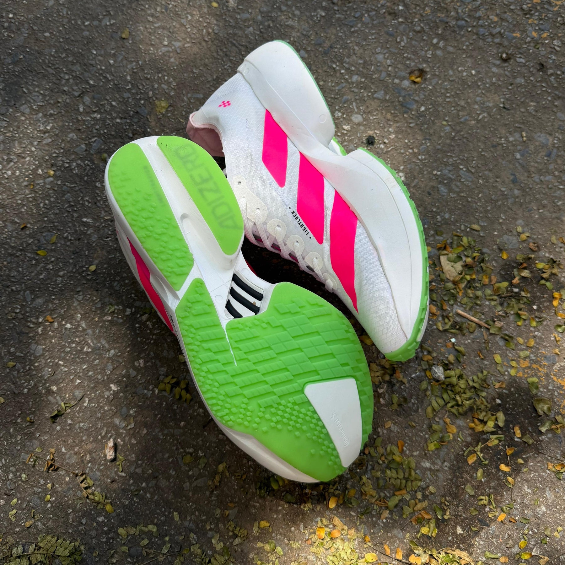 Tênis Adidas Adizero Adios Pro 4 - Branco / Pink / Verde