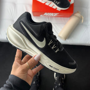 Tênis Nike Zoom Revolution - Preto Off