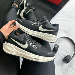 Tênis Nike Zoom Revolution - Preto Off