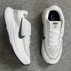 Tênis Nike Flay - Branco