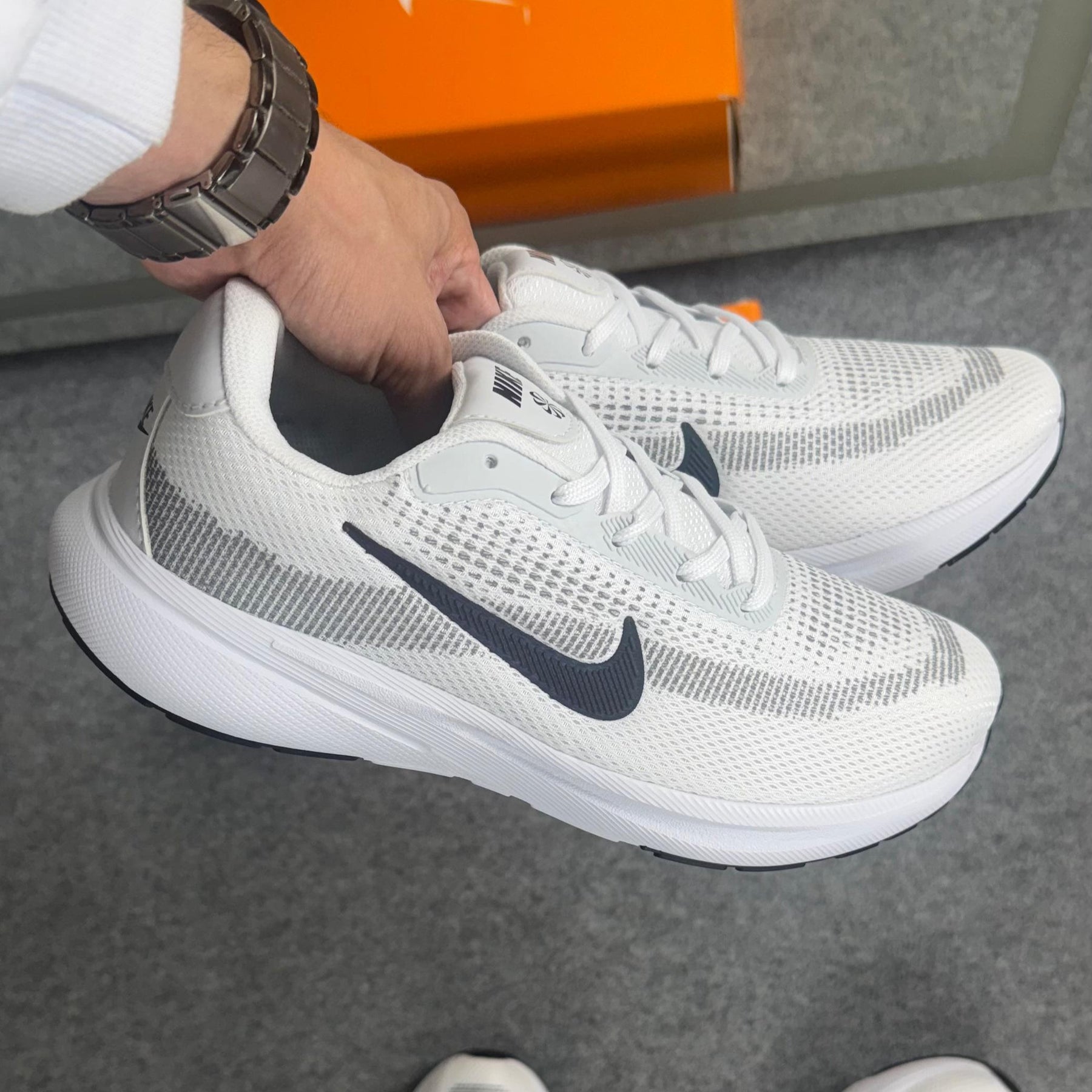 Tênis Nike Flay - Branco