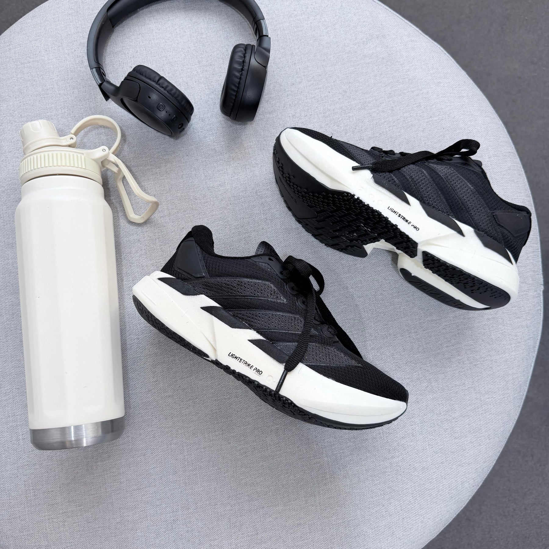 Tênis Adidas Adizero Adios pro 4 - Preto / Branco