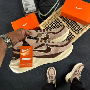 Tênis Nike Zoom X Meia Knit - Bege / Marrom