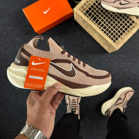 Tênis Nike Zoom X Meia Knit - Bege / Marrom