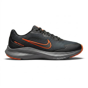 Tênis Nike Zoom 04 - Preto / Laranja