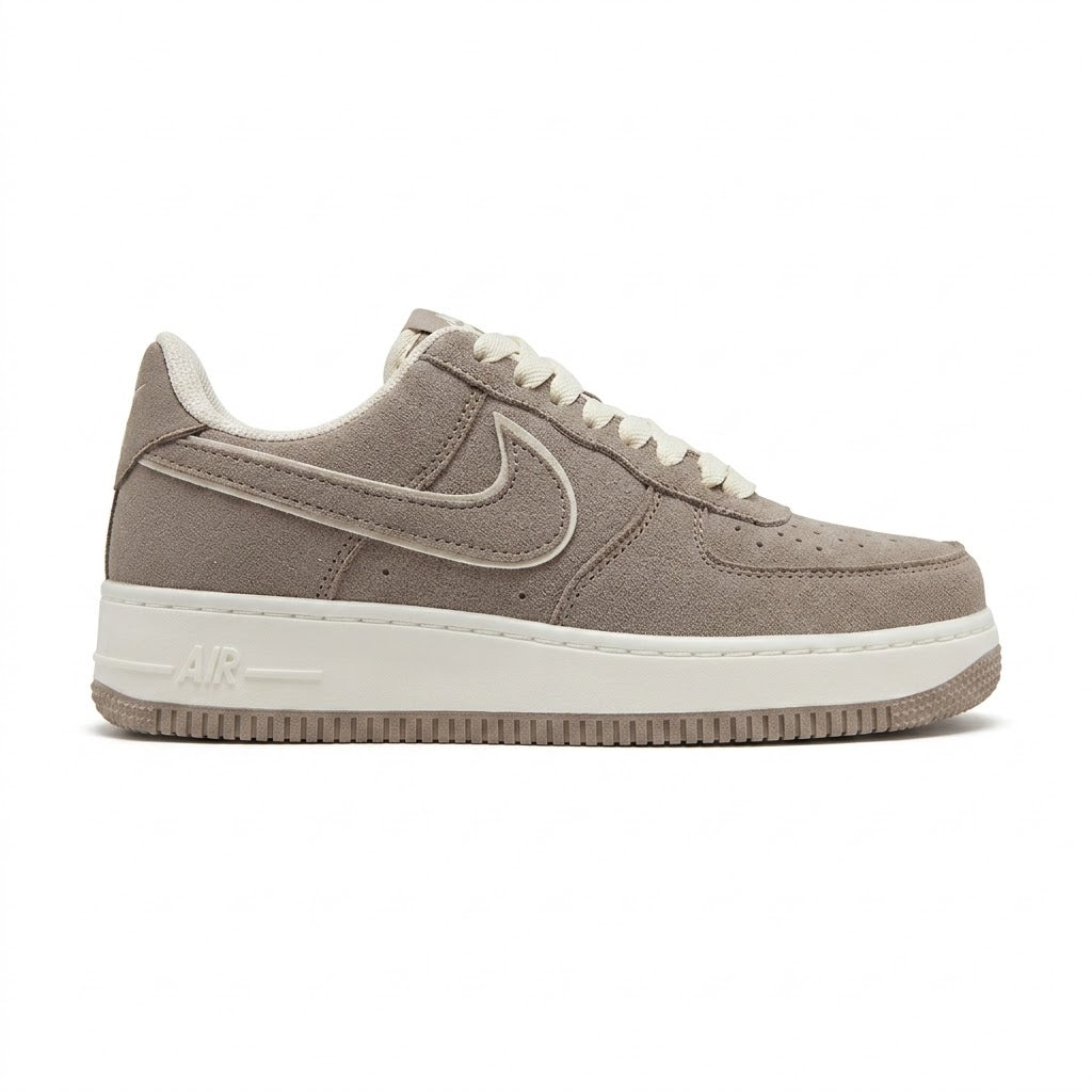 Tênis Air Force Nobuk - Antílope / Off White