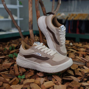 Tênis Vans Ultrarange NEO - Off / Marrom